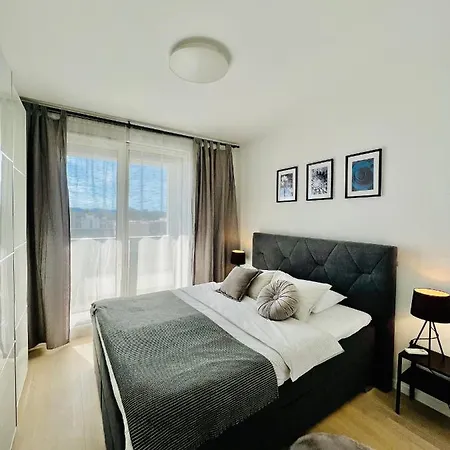 Appartement Ljupka - - With Private Free Parking