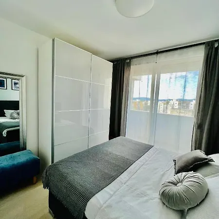 Ljupka - - With Private Free Parking * Zadar