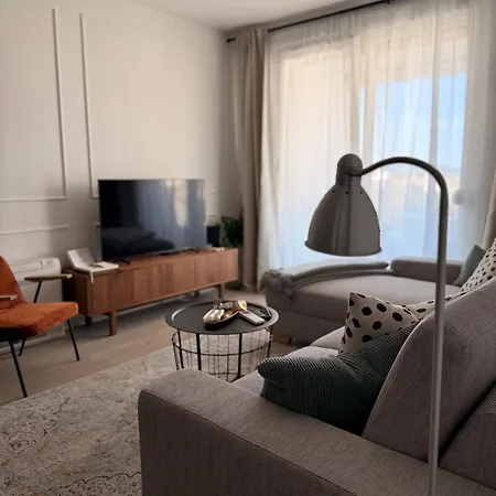 Ljupka - - With Private Free Parking *