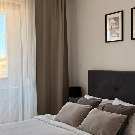 Apartment Ljupka - - With Private Free Parking