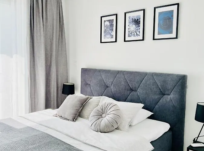 Ljupka - - With Private Free Parking 公寓 *