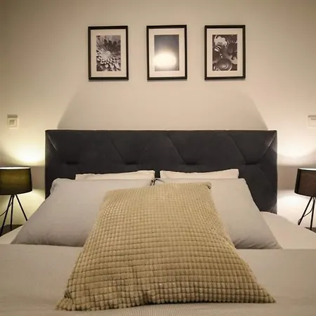 Ljupka - - With Private Free Parking *