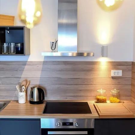 Apartament Ljupka - *