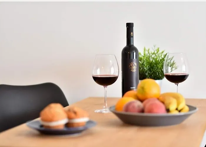 Ljupka - - With Private Free Parking زادار