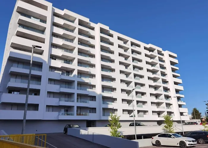 Ljupka - - With Private Free Parking شقة زادار