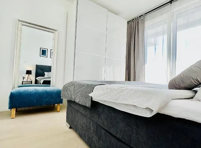 شقة Ljupka - - With Private Free Parking *