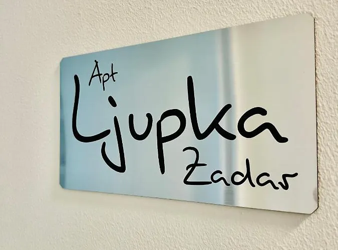 Ljupka - - With Private Free Parking شقة *